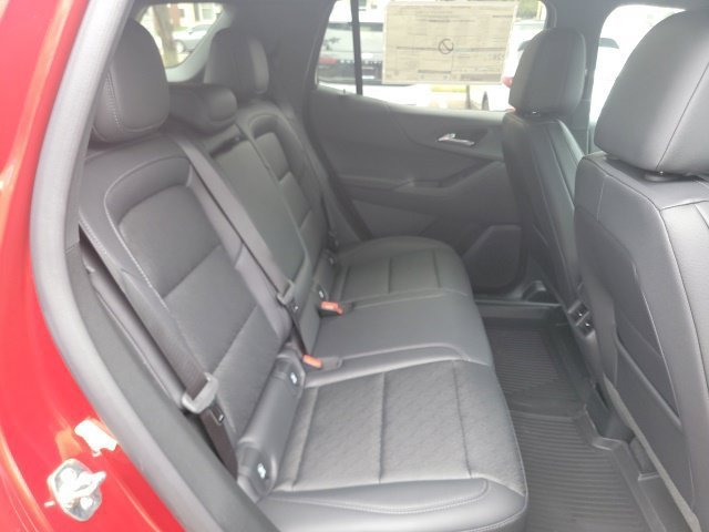 2027 Chevrolet Equinox LT - Photo 19