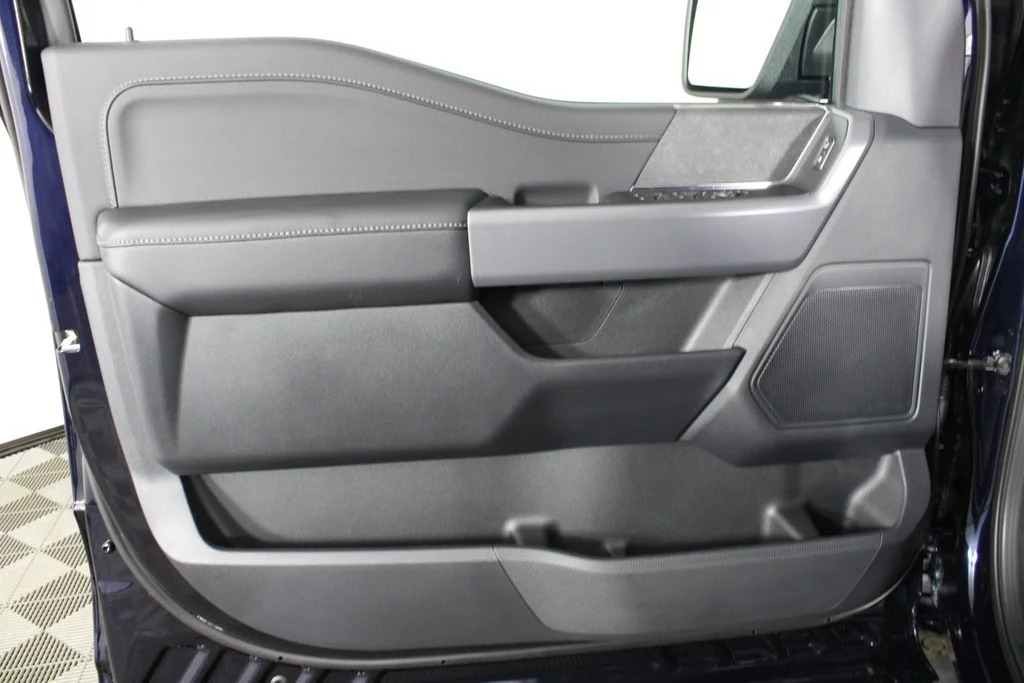 New 2026 Antimatter Blue Metallic Ford XLT image 10
