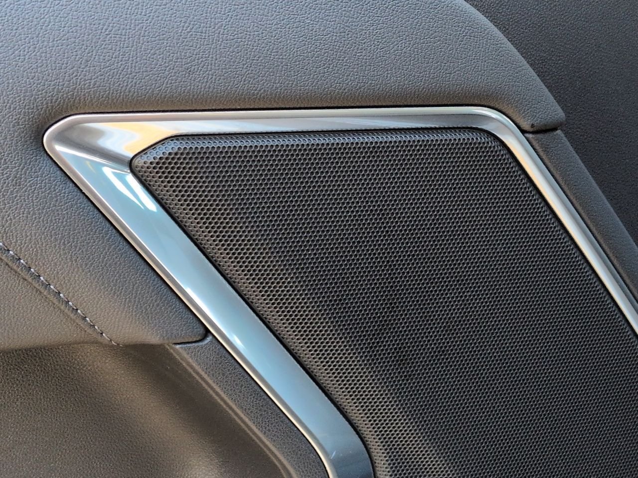 2022 Chevrolet Silverado 1500 RST - Photo 25