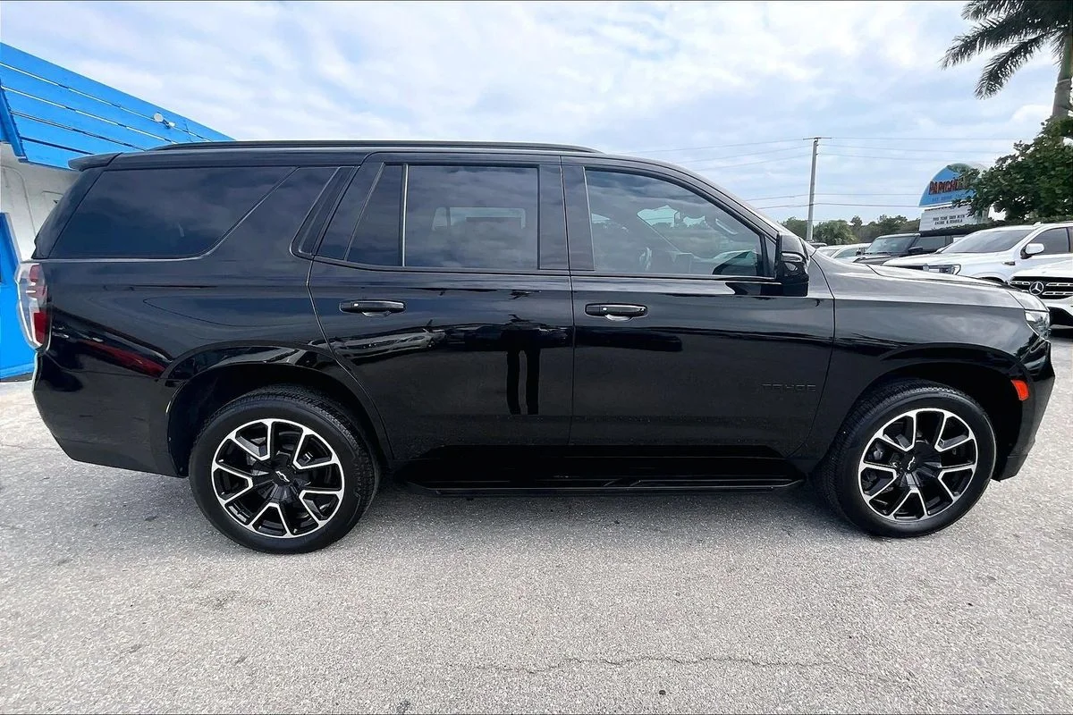 Used 2023  Chevrolet 2WD RST image 32