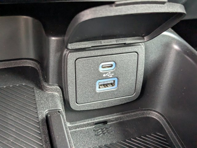 2025 Ford Bronco 4-Door Base - Photo 20