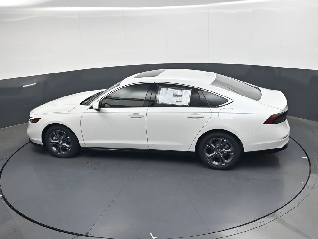 New 2026 Platinum White Pearl Honda EX-L image 21
