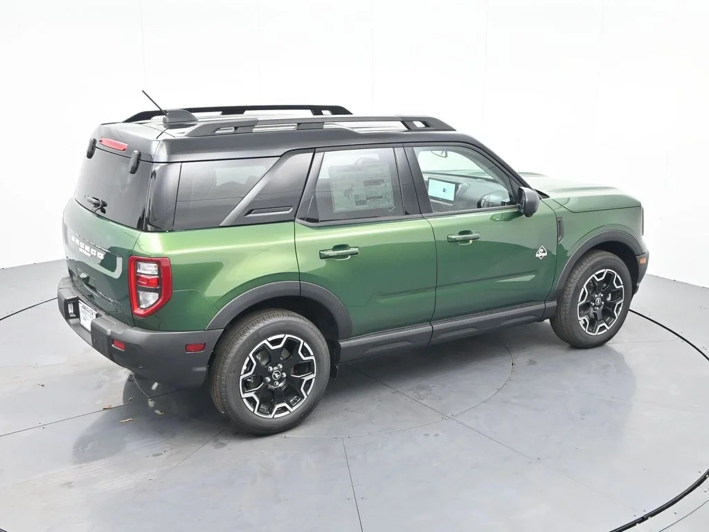New 2025 Eruption Green Metallic Ford Outer Banks® image 28