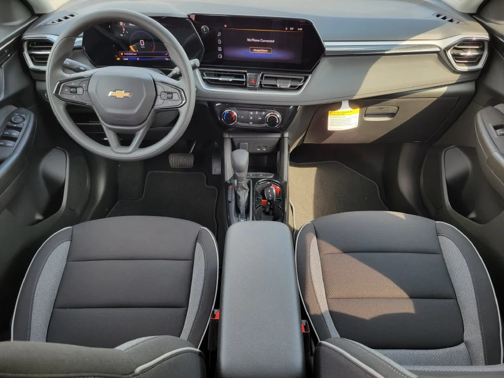 New 2026 Summit White Chevrolet LT image 16