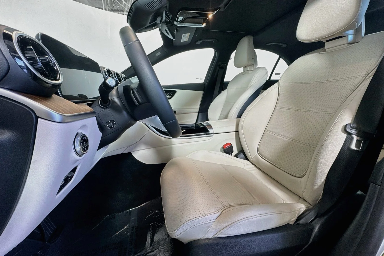 Used 2024 Cirrus Silver Metallic Mercedes-Benz C 300 image 19