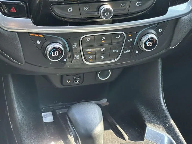 Used 2023 White Chevrolet Premier image 21
