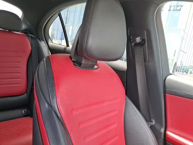 Used 2024  Mercedes-Benz C 300 image 17