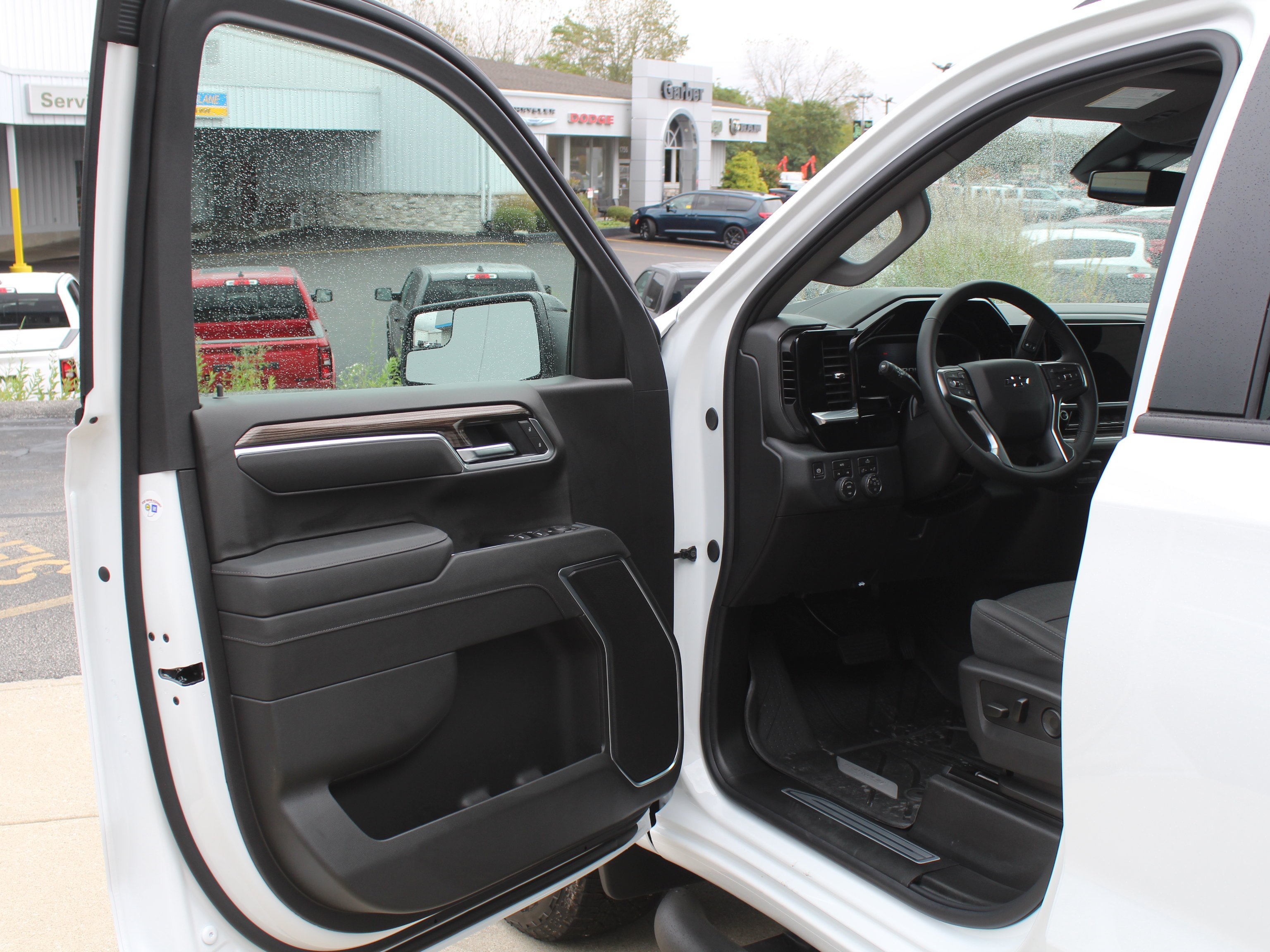 2026 Chevrolet Silverado 1500 RST - Photo 10