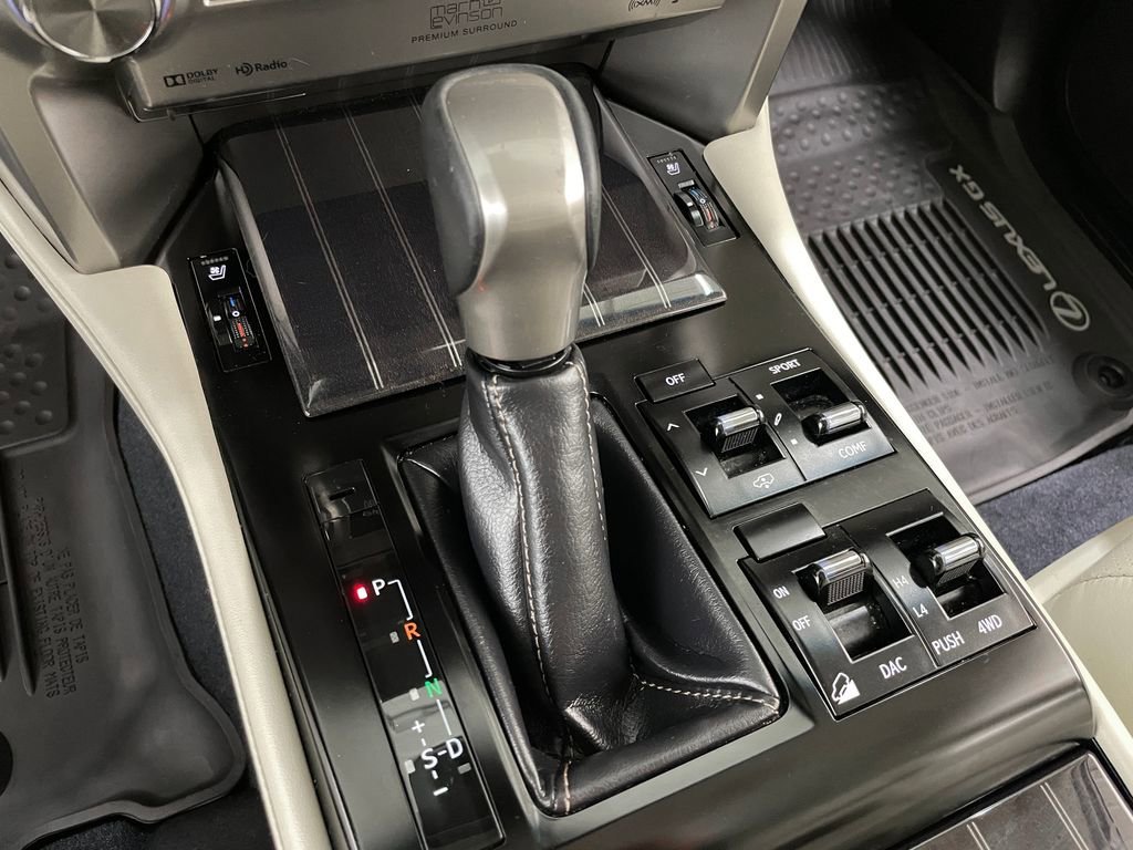 2020 Lexus GX LUXURY - Photo 38