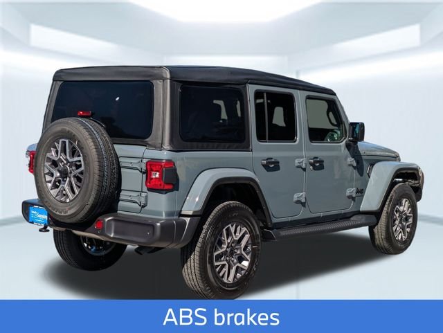 2026 Jeep Wrangler 4-Door Sahara - Photo 6