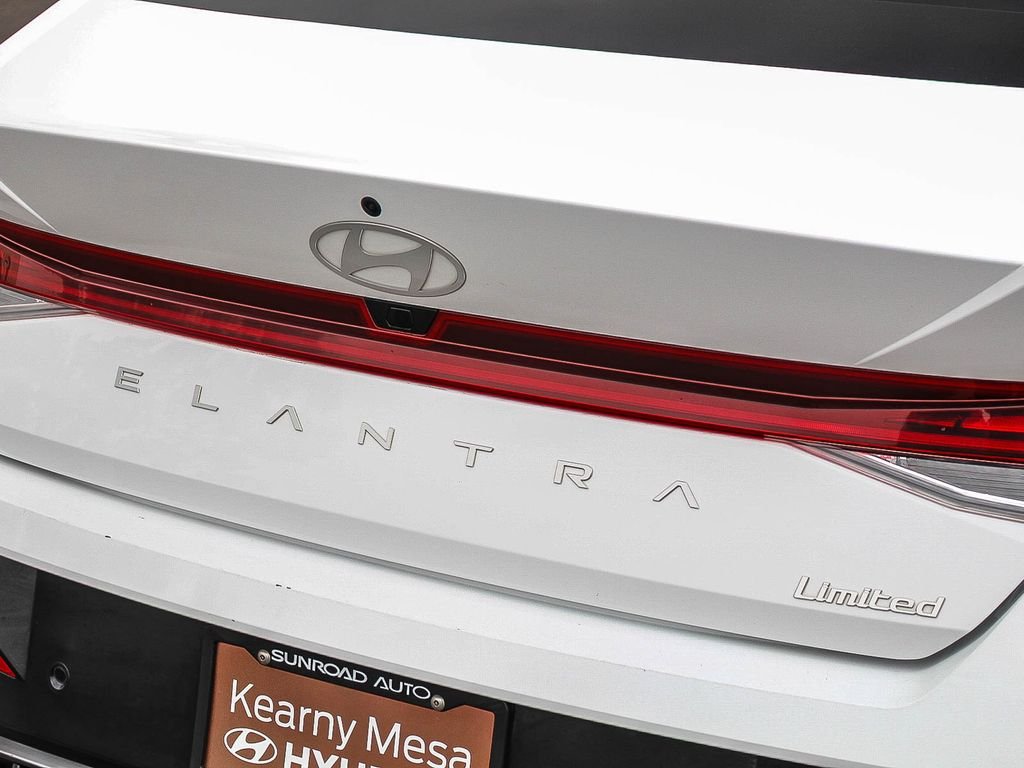 Used 2024 White Hyundai Limited image 10