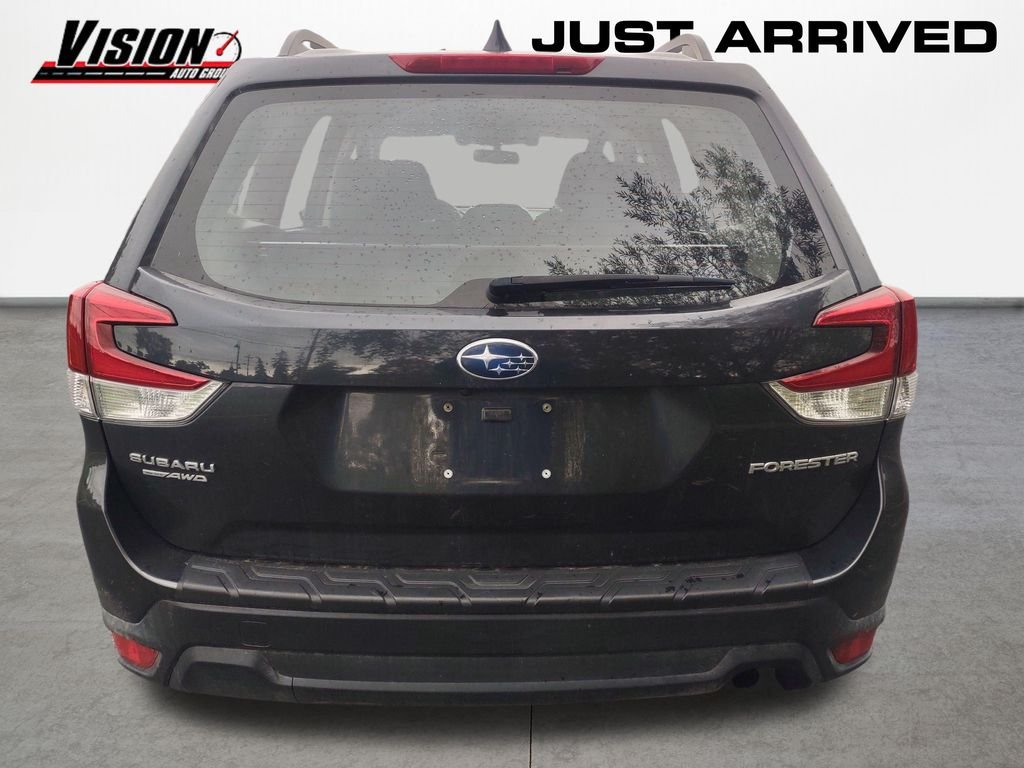 Used 2019 Gray Subaru Base image 4