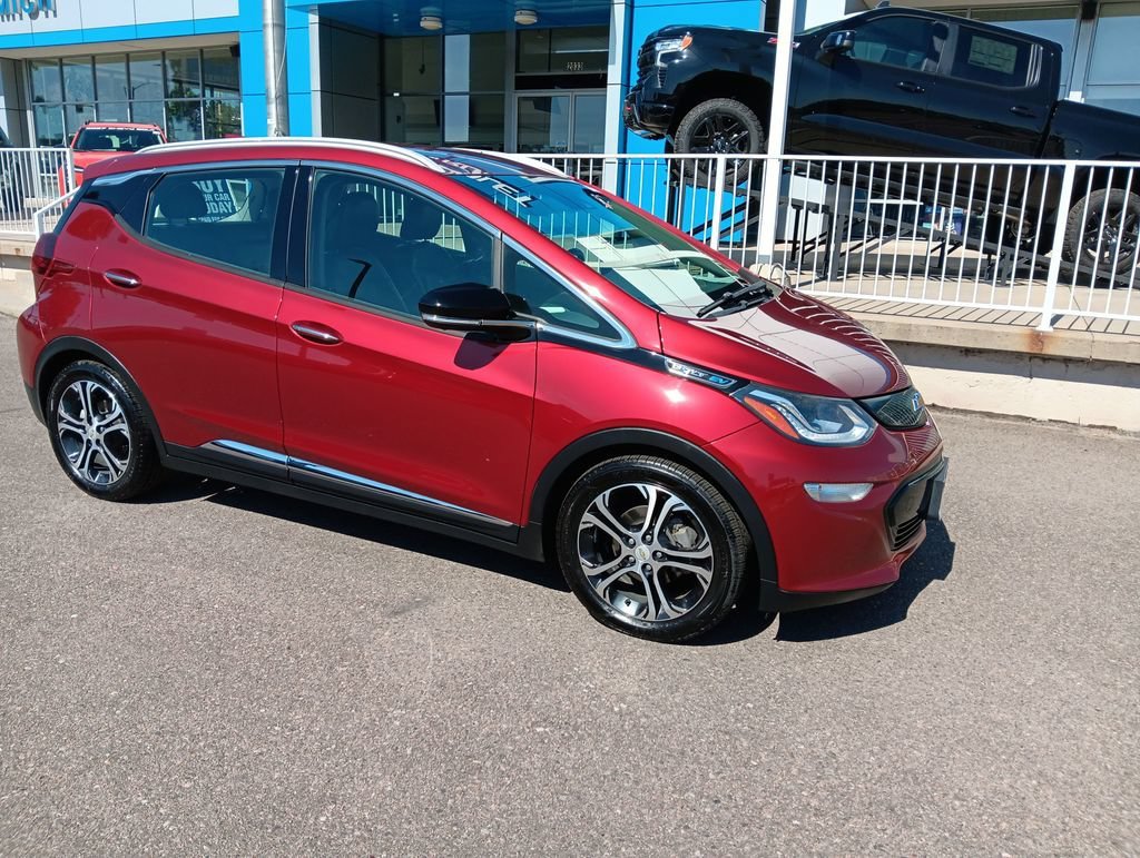 Used 2019 Includes (TUS) Black grille.) Chevrolet Premier image 7