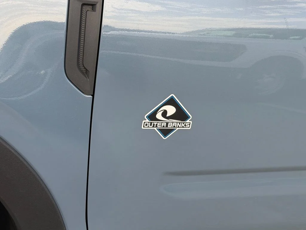 New 2026 Azure Gray Metallic Tri-Coat Ford Outer Banks® image 5