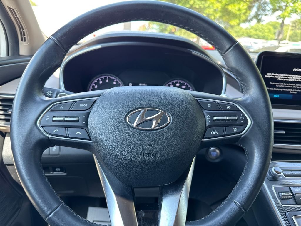Used 2023 White Pearl Hyundai SEL image 16