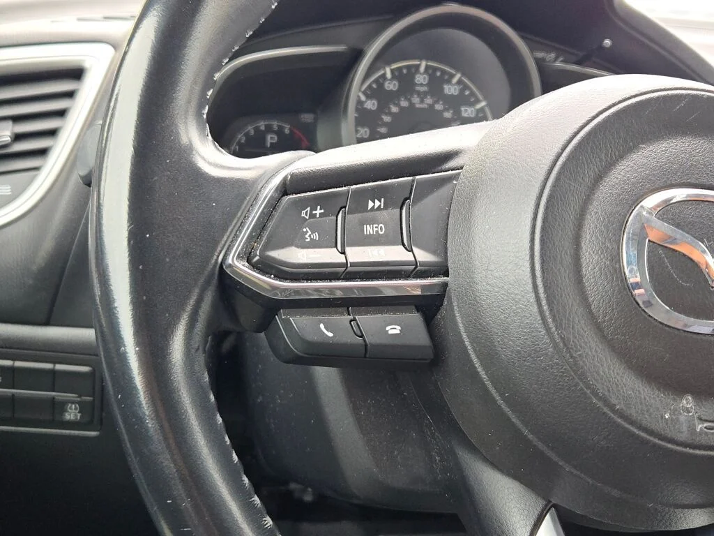 2018 Mazda Mazda3 Touring - Photo 27