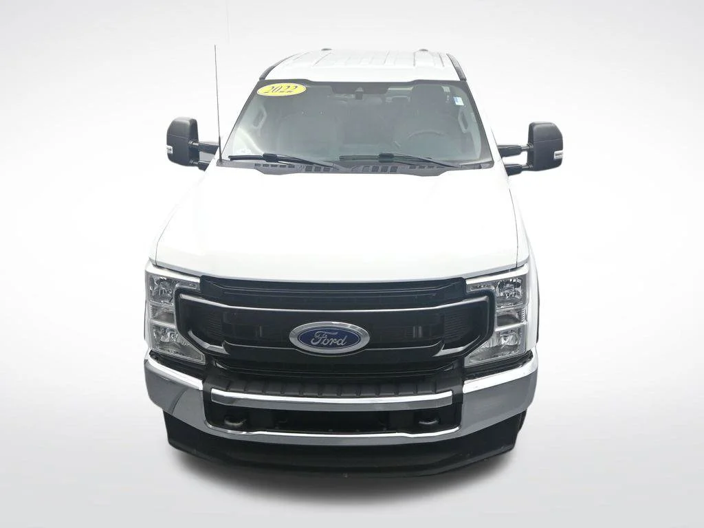 Used 2022 White Ford XL image 31