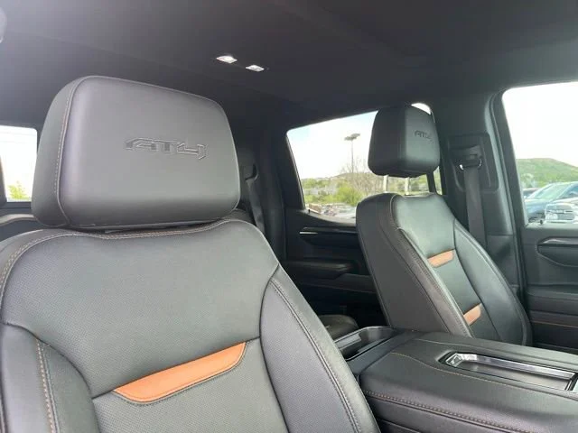 Used 2022 Onyx Black GMC AT4 image 30