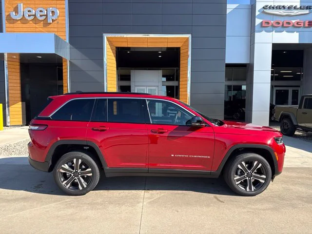 New 2027 Red Jeep Limited image 2