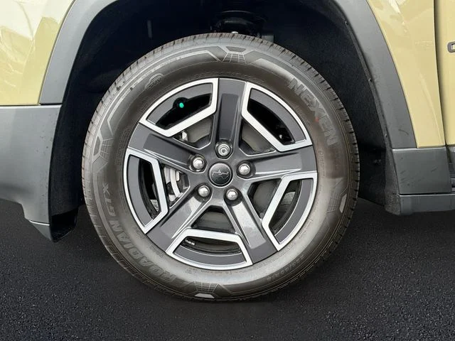 New 2026 41 Exterior Paint Jeep Laredo image 29