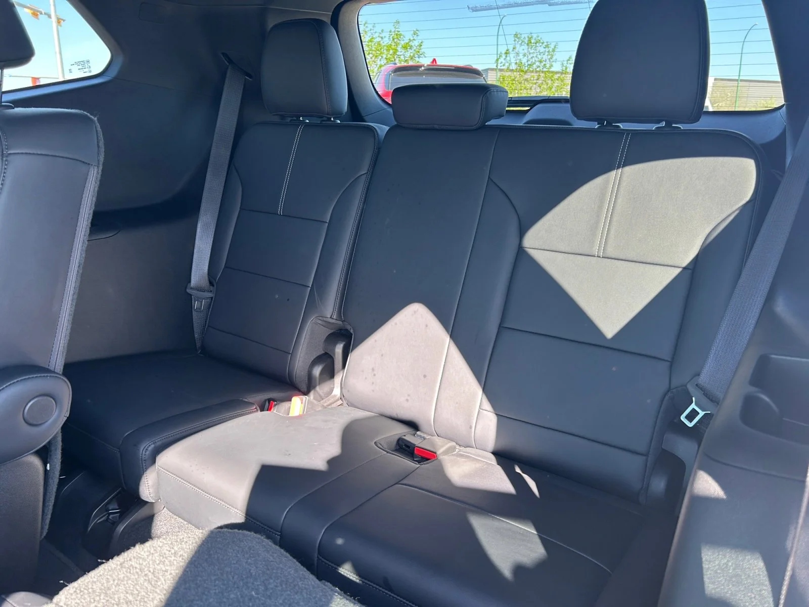 Used 2026 STERLING METALLIC GMC Elevation AWD image 19