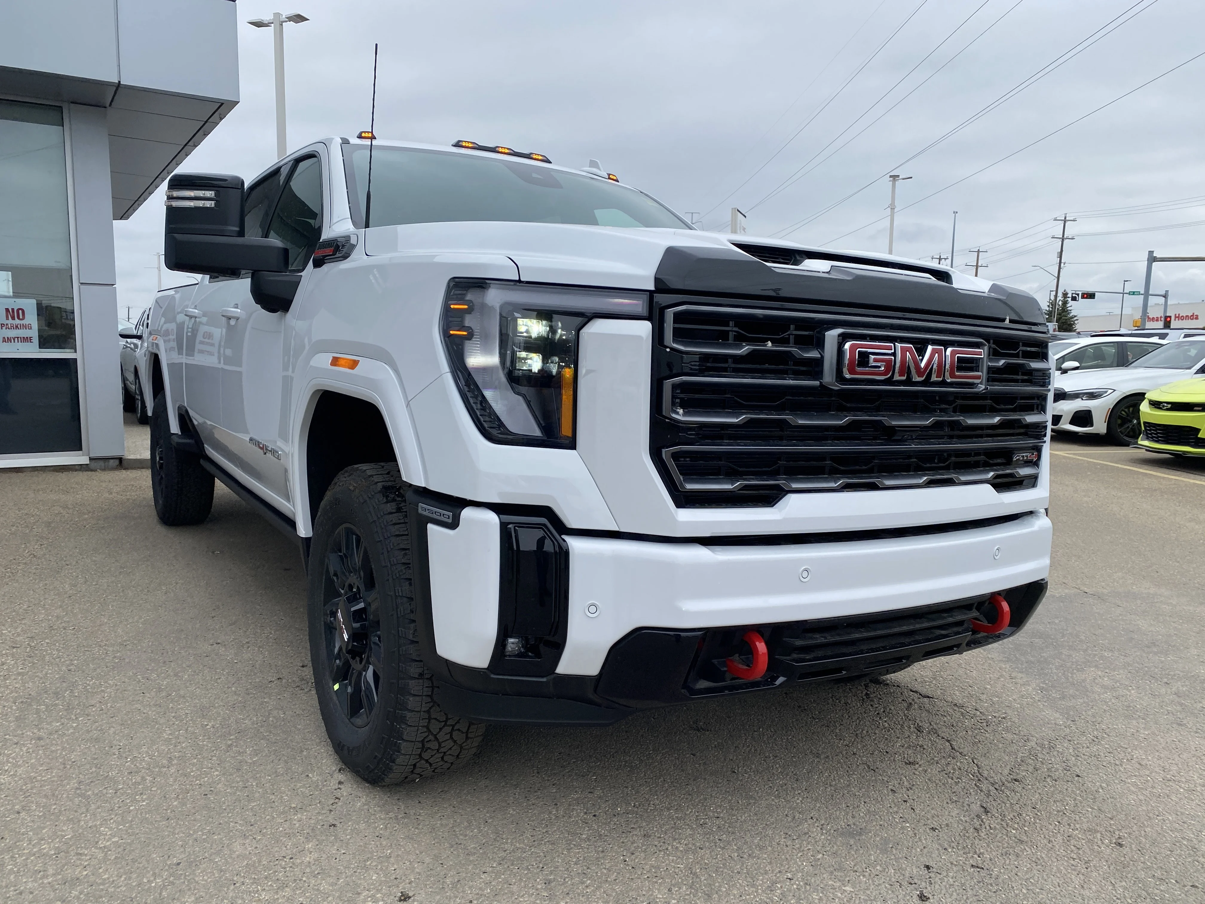 New 2026 Summit White GMC AT4 image 8