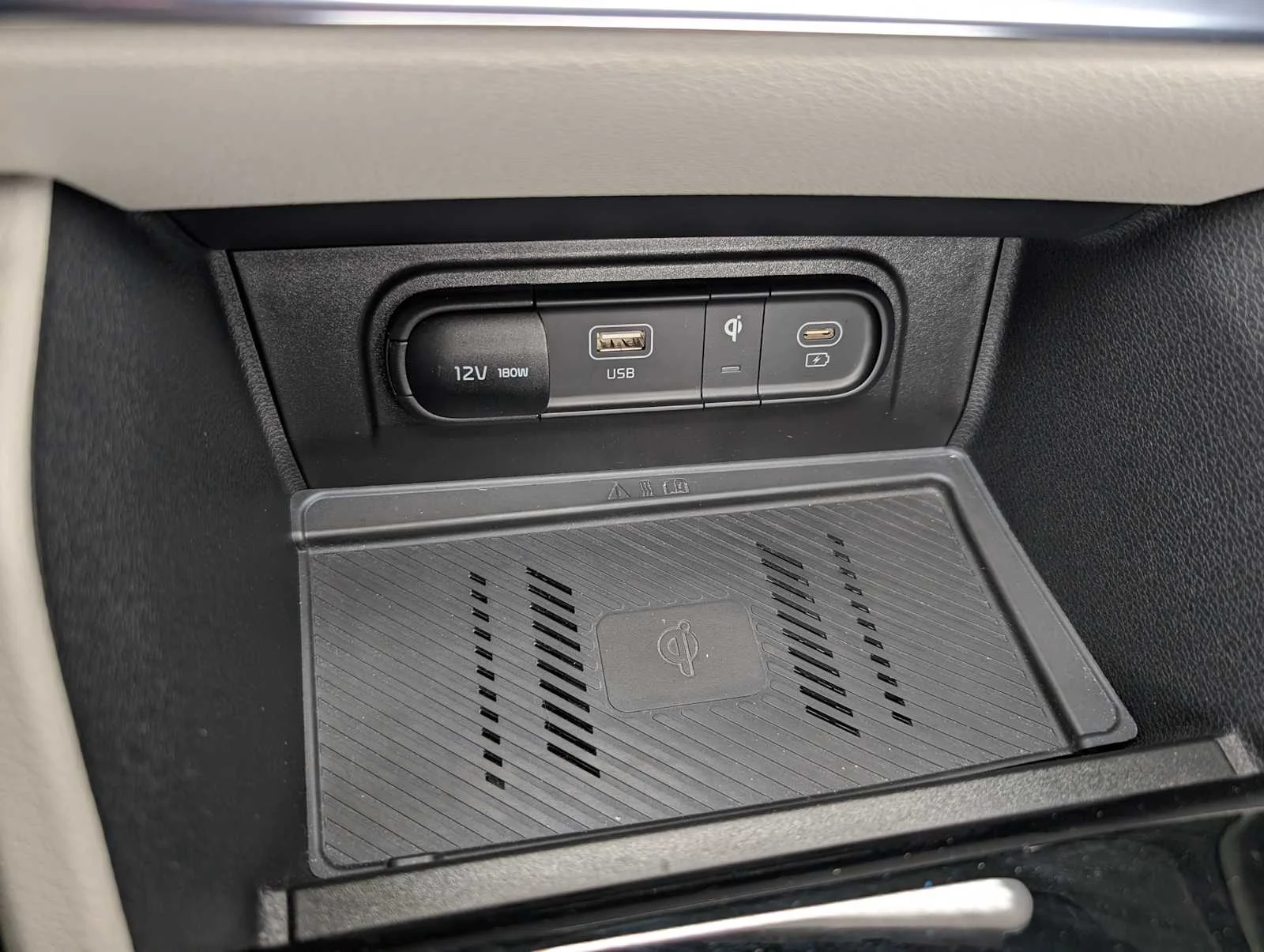 Used 2023 Ebony Black Kia EX image 27