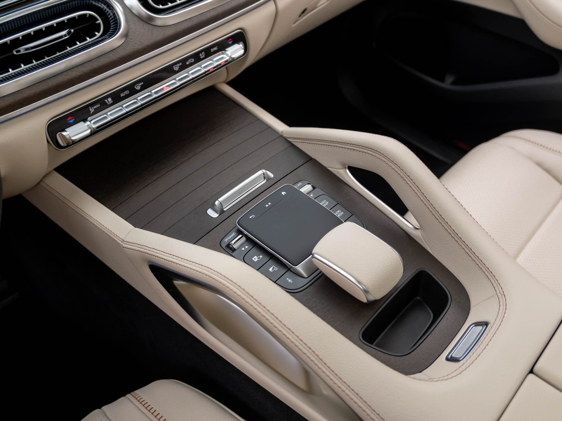 New 2027 Polar White Mercedes-Benz GLE 450 image 12
