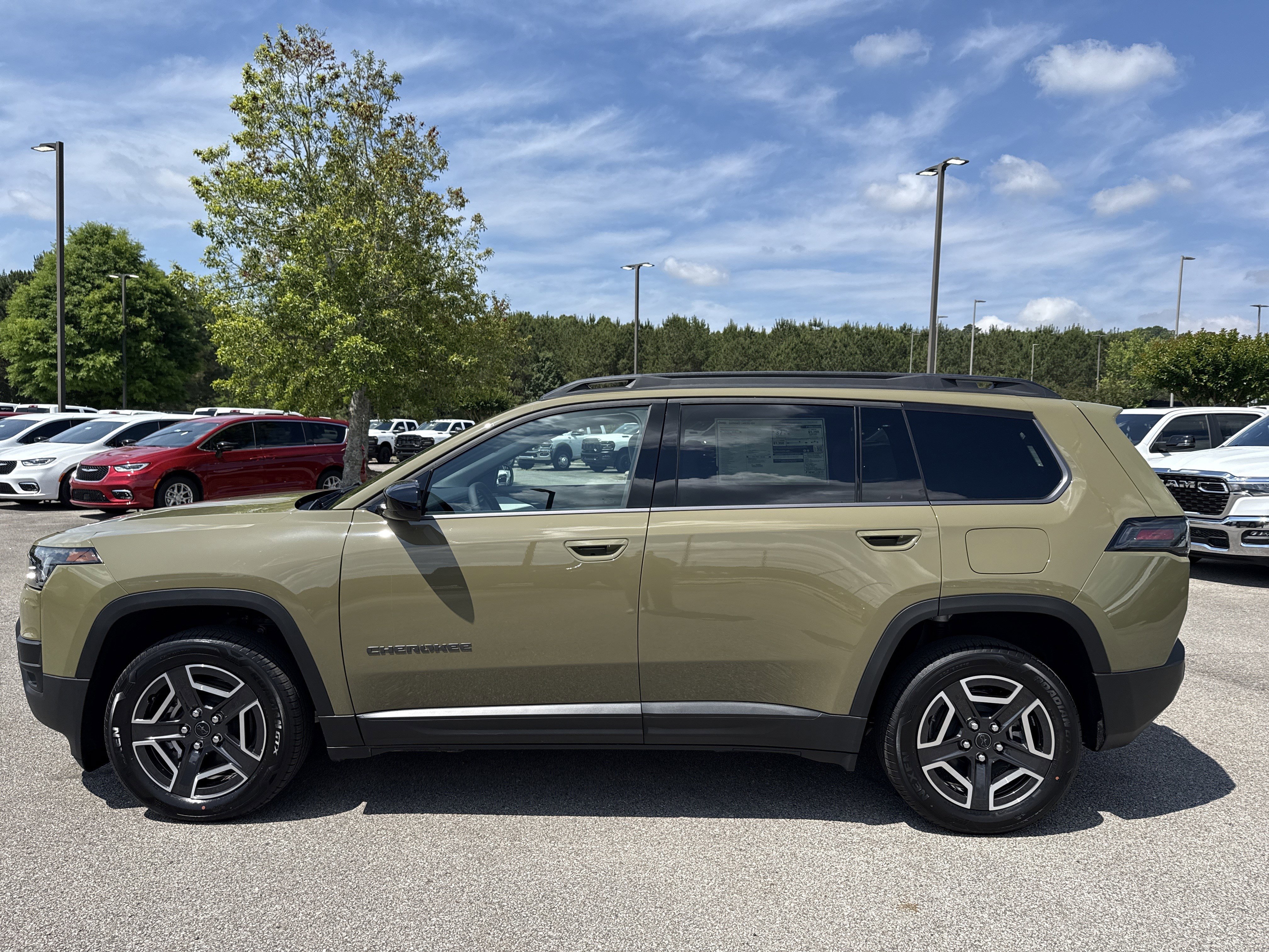 New 2026 41 Exterior Paint Jeep Laredo image 4