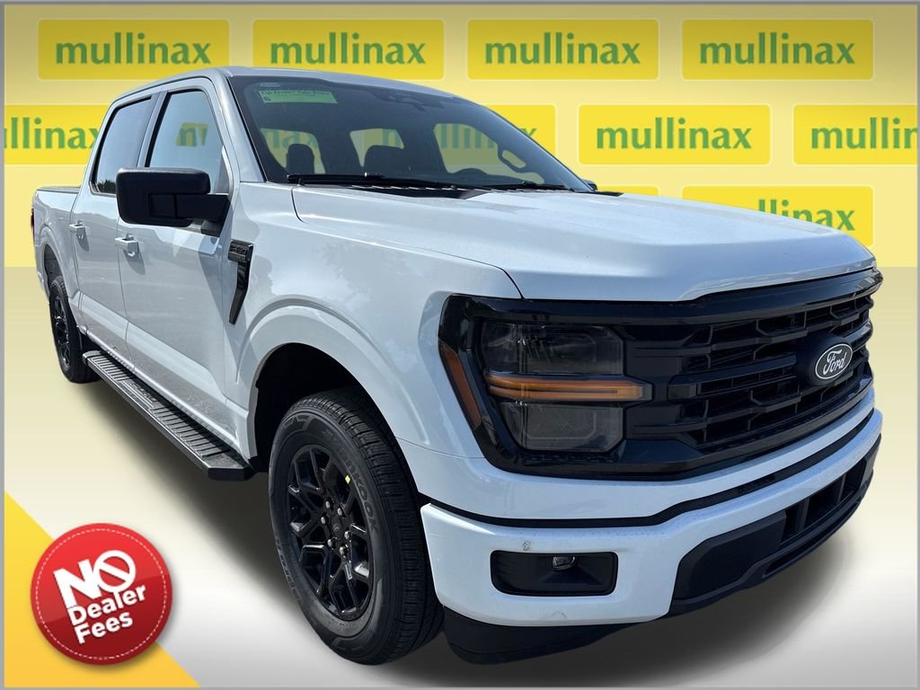 New 2026 White Ford XLT image 1