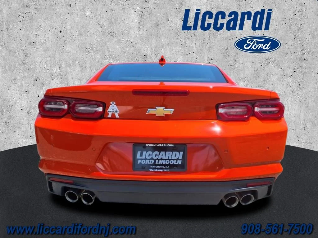 2021 Chevrolet Camaro 3LT - Photo 3