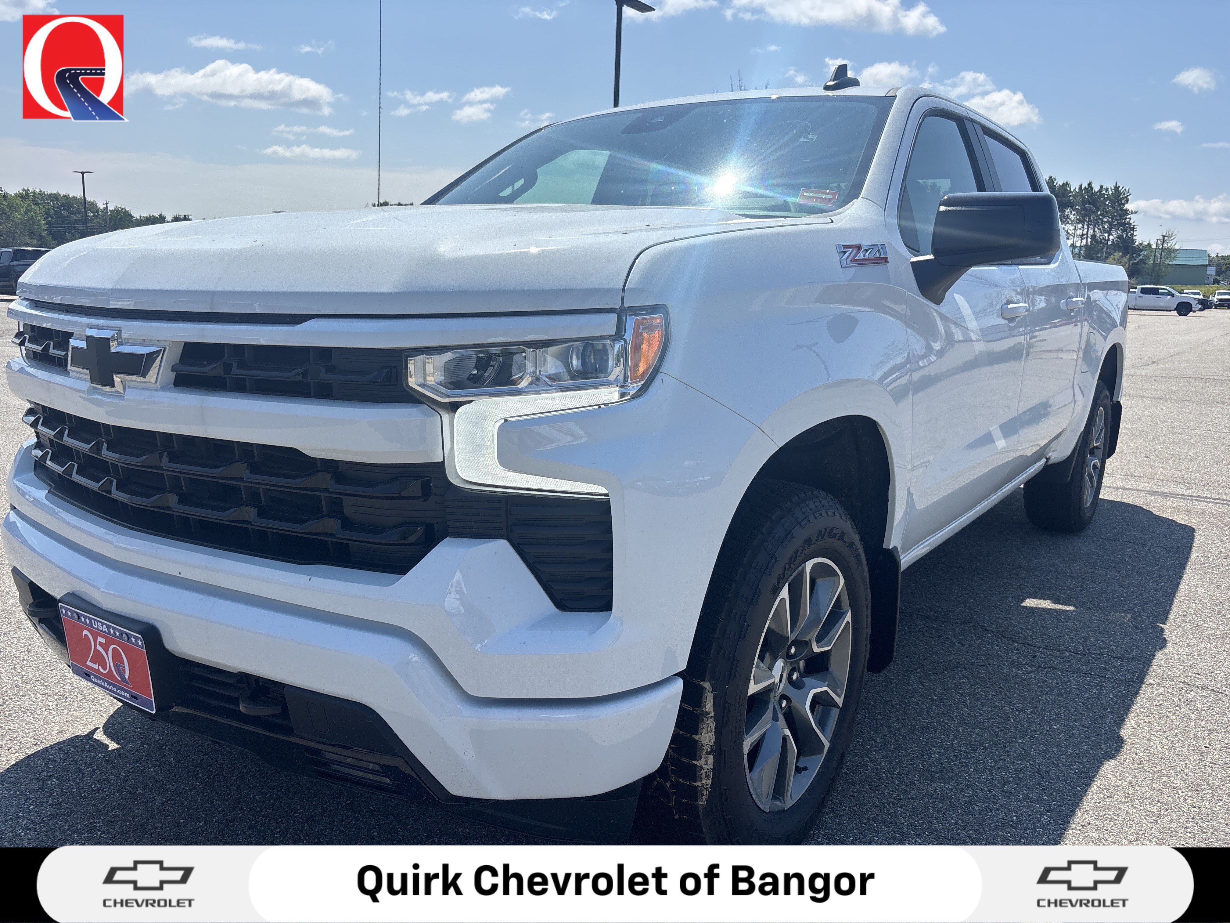 New 2026 Summit White Chevrolet RST image 1