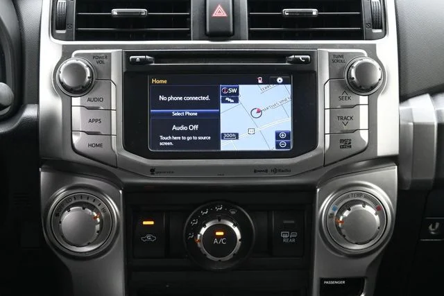 Used 2018 Barcelona Red Metallic Toyota SR5 image 21