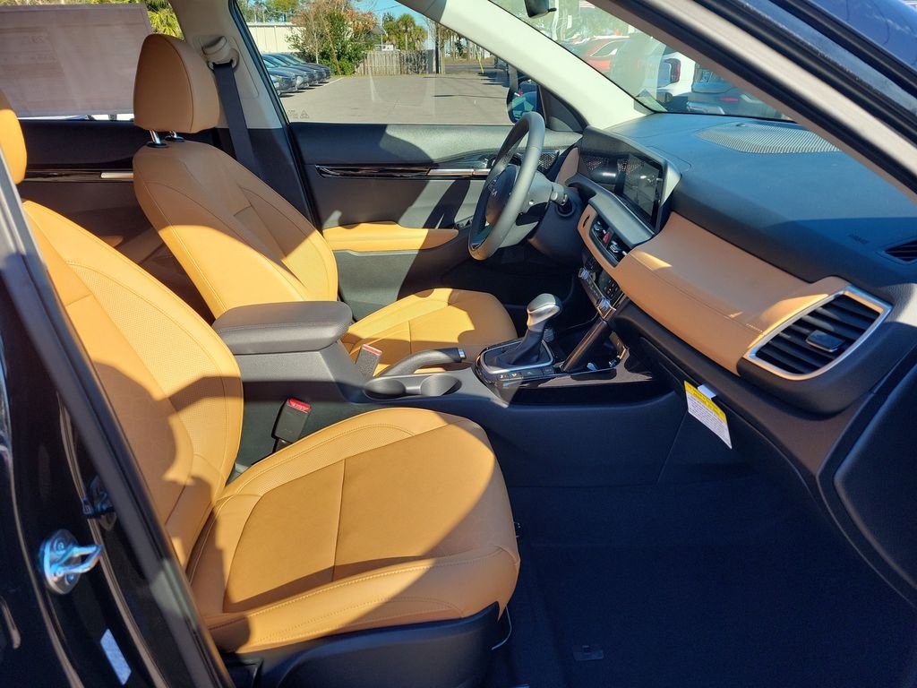 New 2026 Black Kia EX image 7