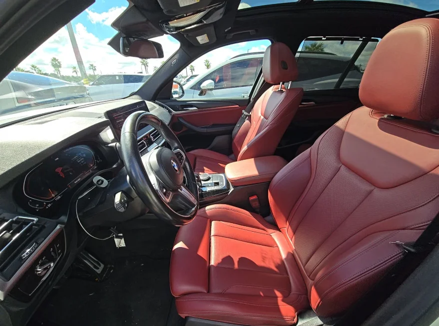 Used 2022 White BMW xDrive30i image 5