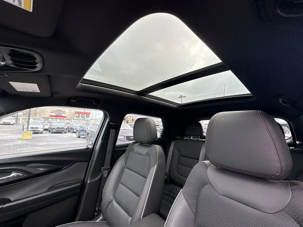 Used 2023 Red Chevrolet RS image 16