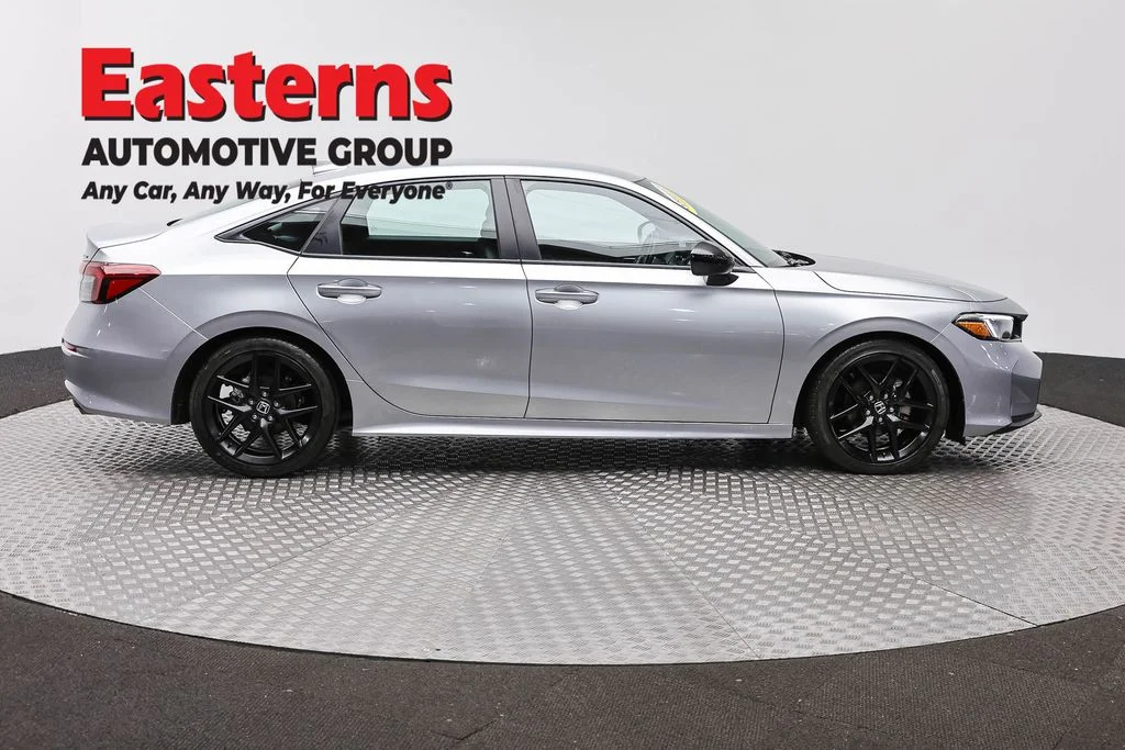 Used 2025 Silver Honda Sport image 4