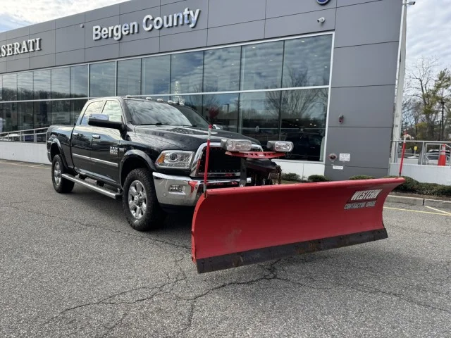 2016 RAM 3500 Laramie 4X4 Crew Cab SWB's photo