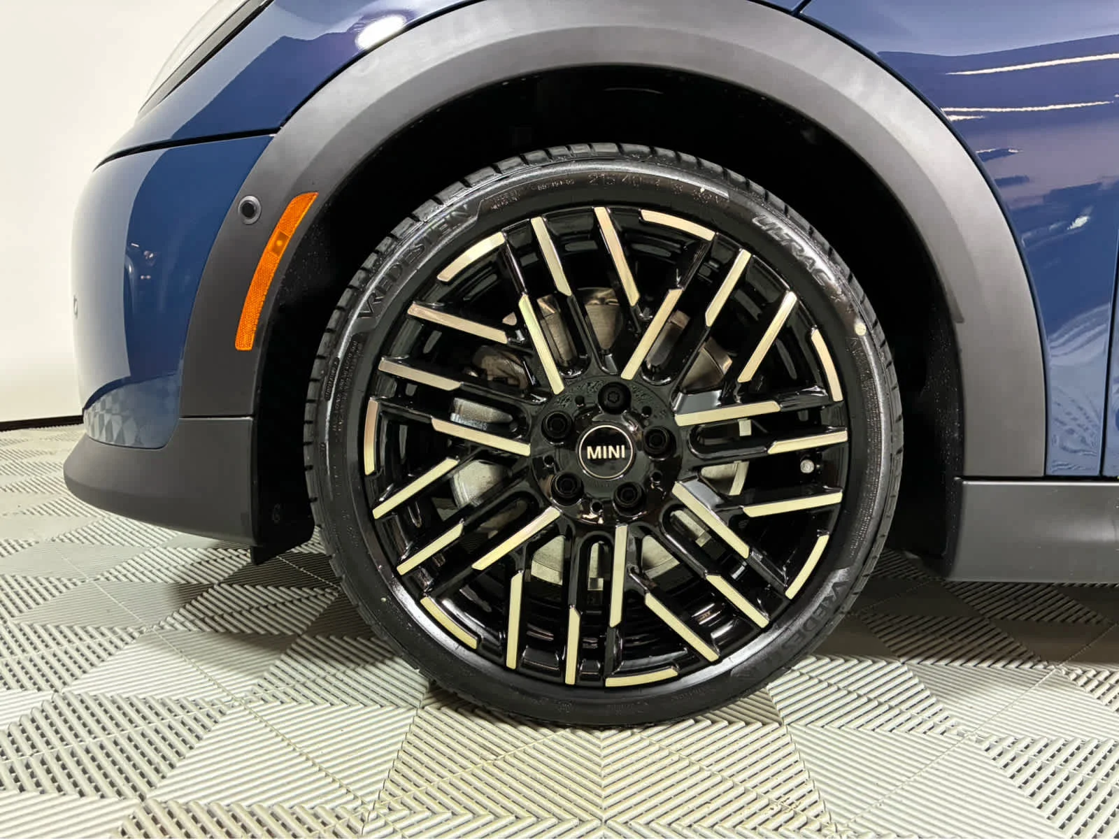 2026 MINI Hardtop 2 Door S - Photo 9