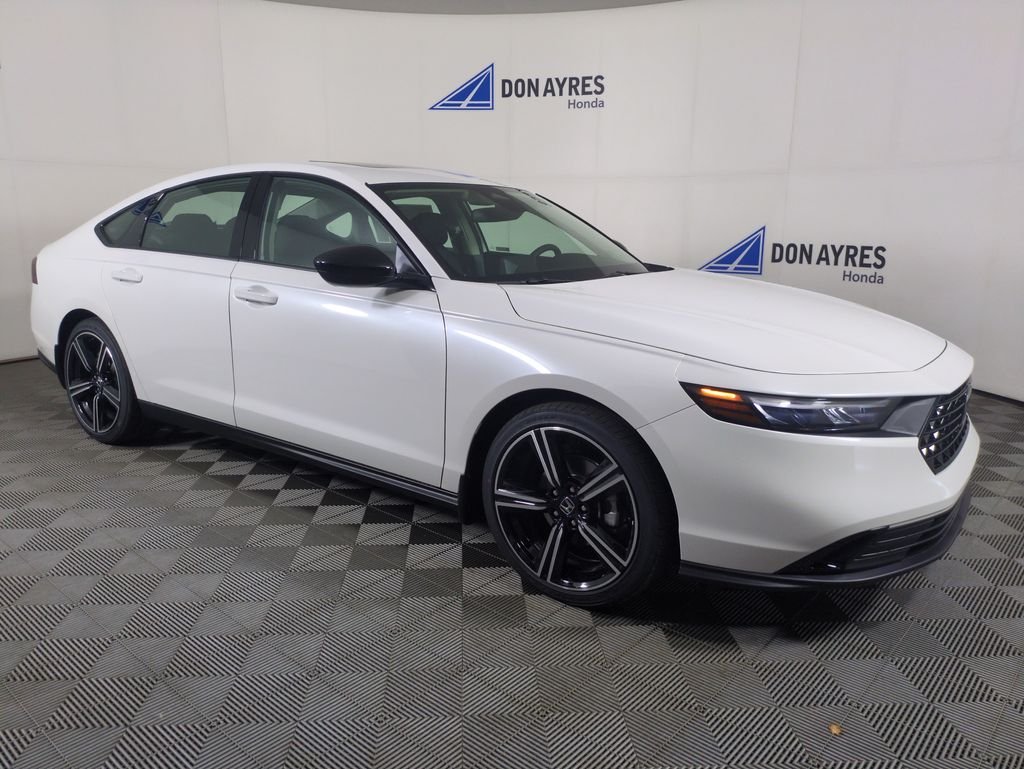 New 2026 Platinum White Pearl Honda SE image 7