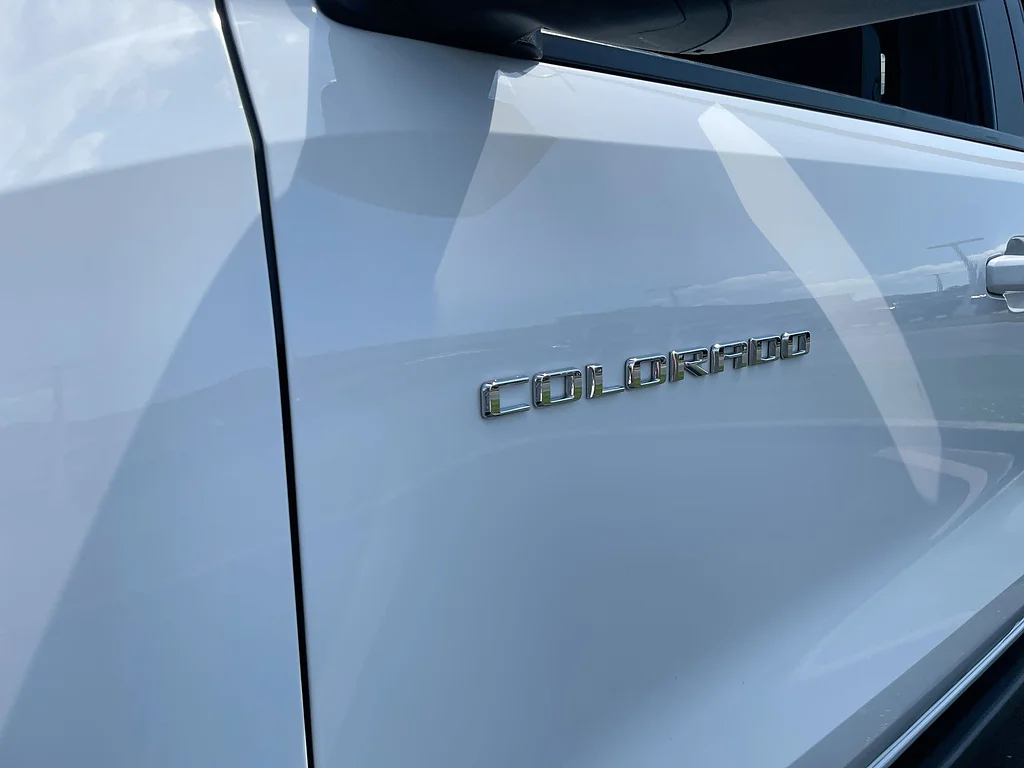 Used 2023 Summit White Chevrolet ZR2 image 31