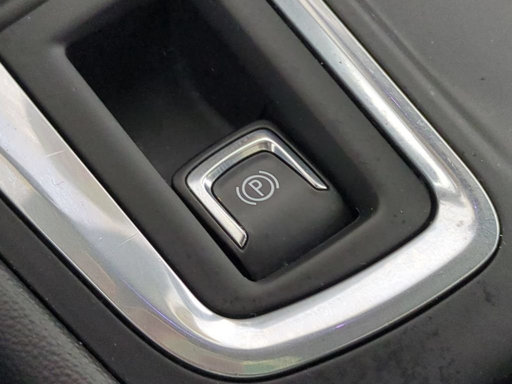Used 2019 Beige Chevrolet Premier image 30
