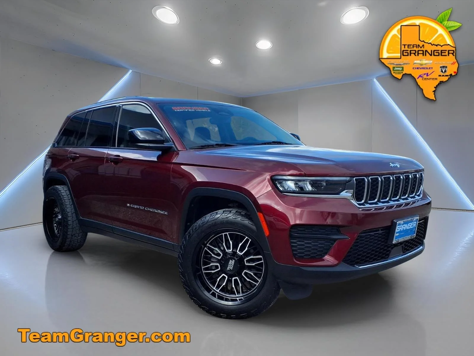 2023 Jeep Grand Cherokee Laredo