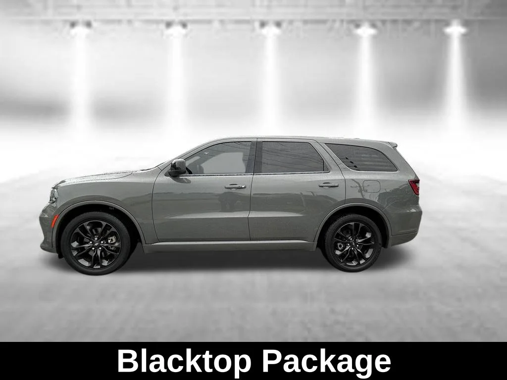 Used 2022 Gray Dodge SXT image 4