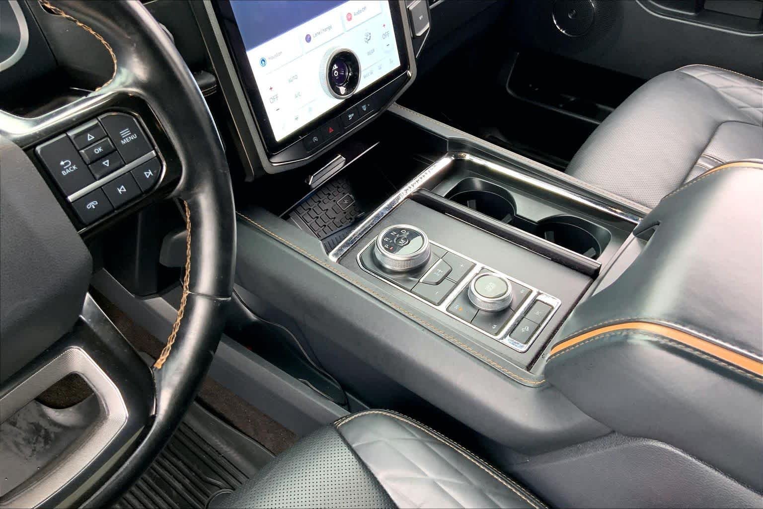 Used 2023 Agate Black Ford Platinum image 16