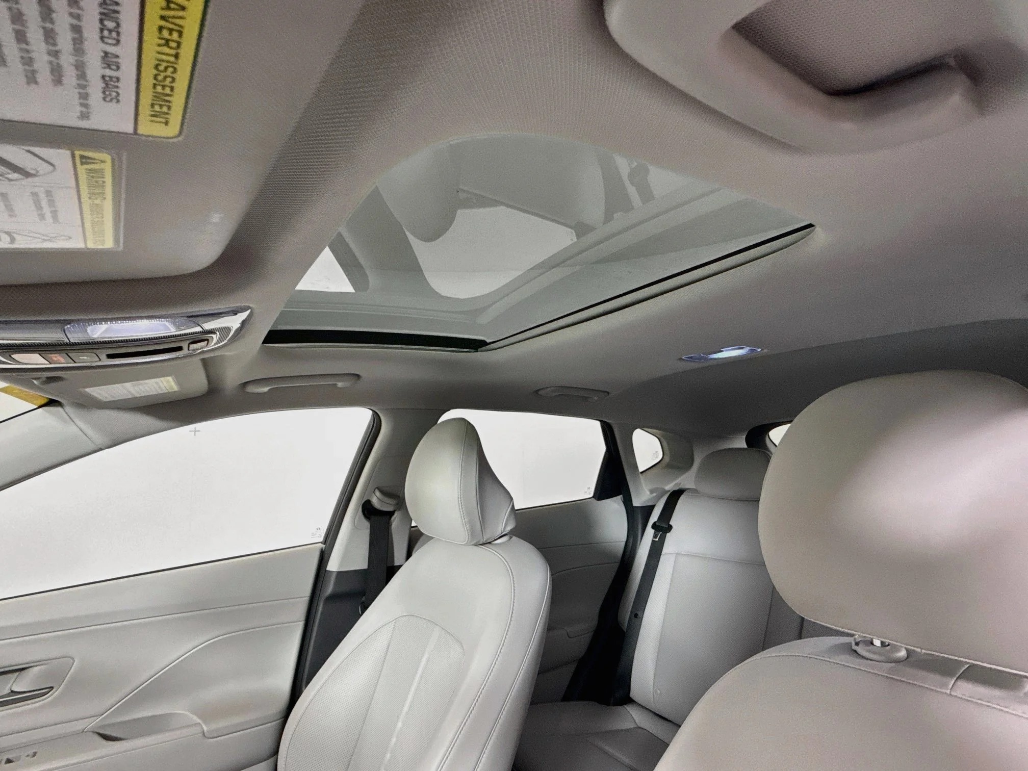 Used 2024 Abyss Black Pearl Hyundai Limited image 14
