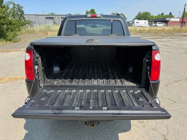 Used 2005 Black Clearcoat Ford Adrenalin image 15