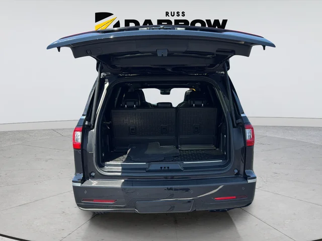 Used 2020 Black Lincoln Reserve image 34