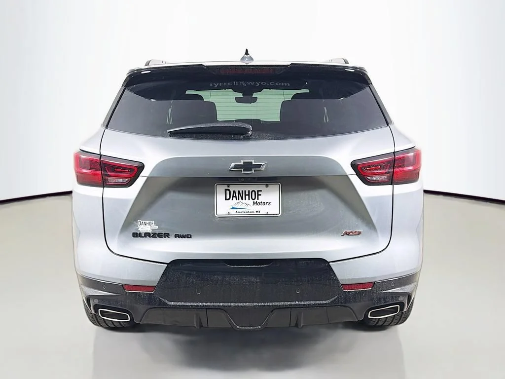 Used 2023 Sterling Gray Metallic Chevrolet RS image 7