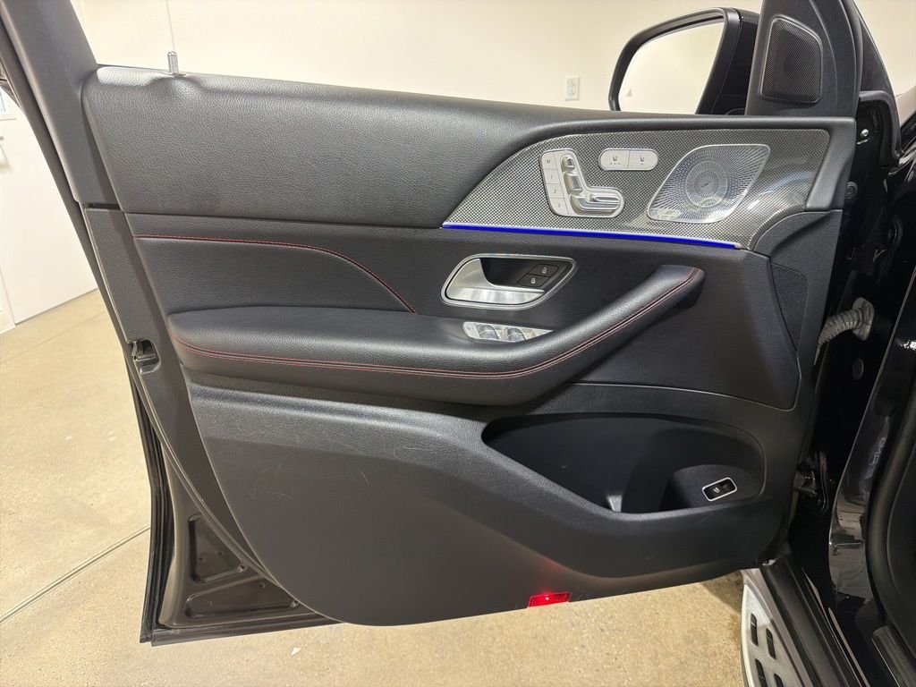 Used 2022  Mercedes-Benz GLE 53 AMG® image 9